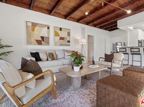 1128 Canyon Trail, Topanga CA 90290