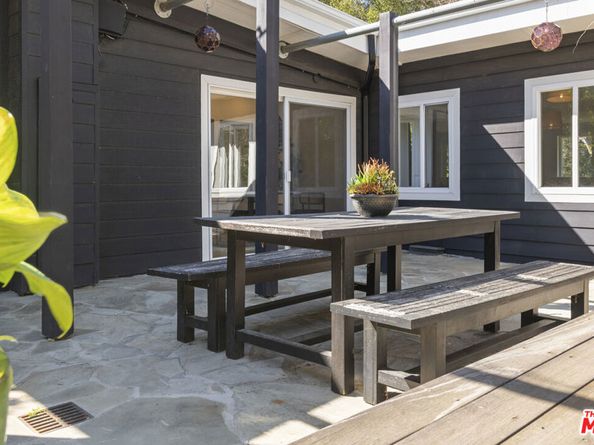 1128 Canyon Trail, Topanga CA 90290