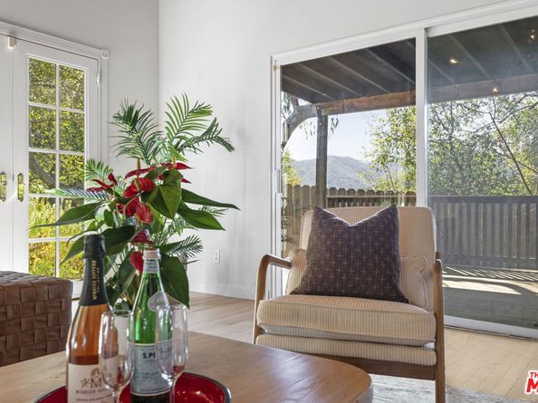 1128 Canyon Trail, Topanga CA 90290