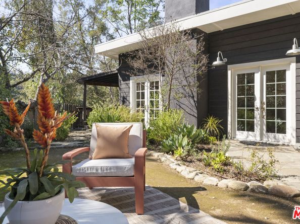 1128 Canyon Trail, Topanga CA 90290