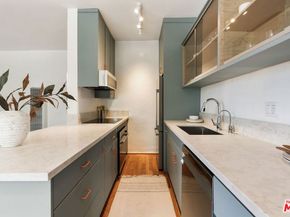 643 Bay Street, Santa Monica CA 90405