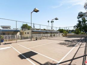 643 Bay Street, Santa Monica CA 90405
