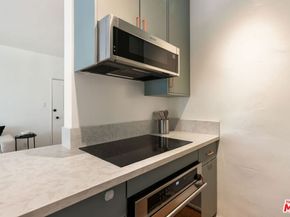 643 Bay Street, Santa Monica CA 90405