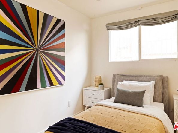 3019 Surry Street, Los Angeles CA 90027