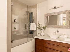 3019 Surry Street, Los Angeles CA 90027