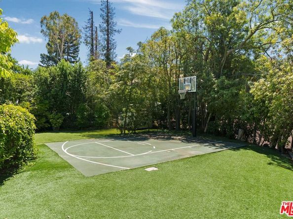 3541 Westfall Drive, Encino CA 91436