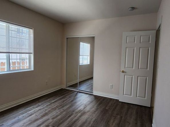 1873 W Jefferson Boulevard, Los Angeles CA 90018