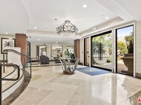 5625 Crescent Parkway 105, Playa Vista CA 90094