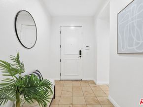 5625 Crescent Parkway 105, Playa Vista CA 90094