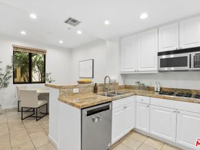 5625 Crescent Parkway 105, Playa Vista CA 90094