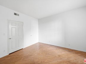 620 S Gramercy Place 127, Los Angeles CA 90005