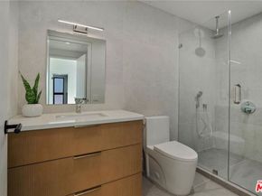 4939 Petit Avenue, Encino CA 91436
