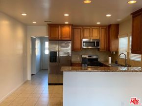 1305 W 37th Place, Los Angeles CA 90007
