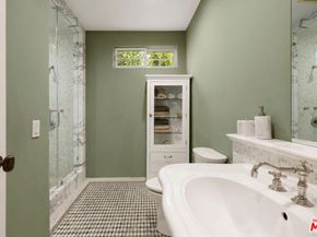 402 11th Street, Santa Monica CA 90402