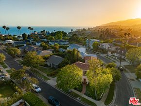 483 Arbramar Avenue, Pacific Palisades CA 90272