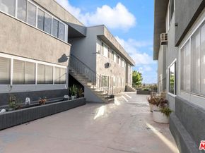315 N Hillcrest Boulevard 19, Inglewood CA 90301