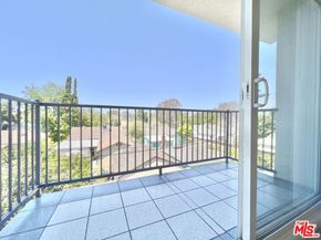 7437 Haskell Avenue, Van Nuys CA 91406