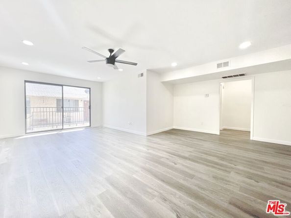 7437 Haskell Avenue, Van Nuys CA 91406