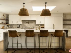 2630 Laurel Pass, Los Angeles CA 90046