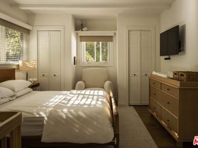 2630 Laurel Pass, Los Angeles CA 90046