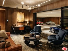 401 N Tigertail Road, Los Angeles CA 90049