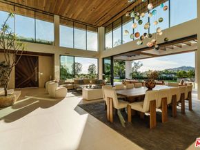 401 N Tigertail Road, Los Angeles CA 90049