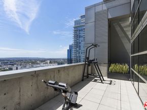 1155 S Grand Avenue 401, Los Angeles CA 90015