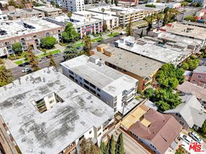 244 S La Fayette Park Place 205, Los Angeles CA 90057