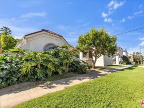 7508 Rosewood Avenue, Los Angeles CA 90036