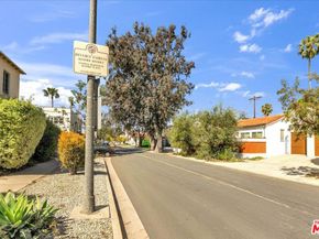 7508 Rosewood Avenue, Los Angeles CA 90036