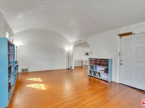 7508 Rosewood Avenue, Los Angeles CA 90036