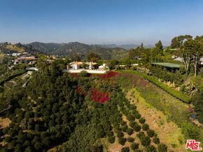 1031 Bel Air Court, Los Angeles CA 90077