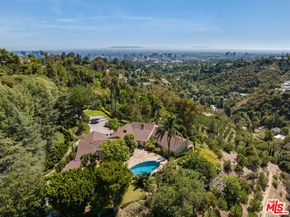 1031 Bel Air Court, Los Angeles CA 90077