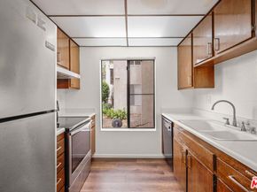 7105 Summertime Lane, Culver City CA 90230
