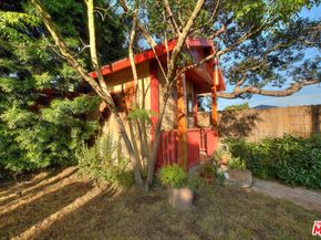 305 W Ellis Avenue, Inglewood CA 90302