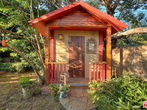 305 W Ellis Avenue, Inglewood CA 90302