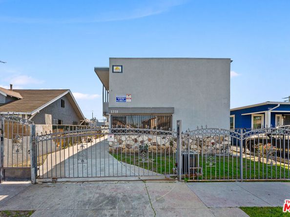 1318 W 90th Street, Los Angeles CA 90044