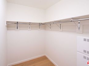 889 Francisco Street 1002, Los Angeles CA 90017