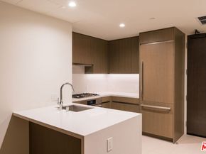 889 Francisco Street 1002, Los Angeles CA 90017