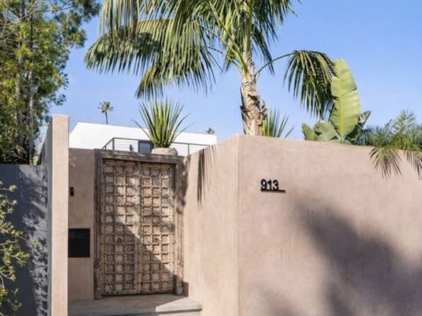 913 Milwood Avenue, Venice CA 90291