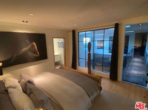 913 Milwood Avenue, Venice CA 90291