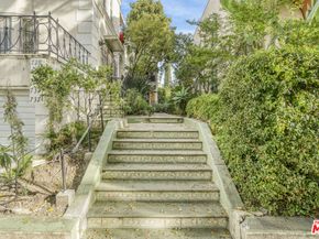 728 S Genesee Avenue, Los Angeles CA 90036