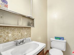 728 S Genesee Avenue, Los Angeles CA 90036