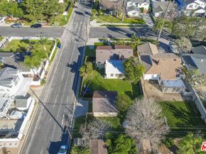 22656 Clarendon Street, Woodland Hills CA 91367