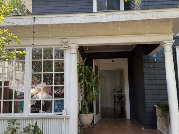 1625 S Bonnie Brae Street, Los Angeles CA 90006