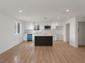 552 W 99th Street, Los Angeles CA 90044