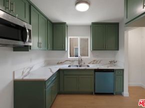 552 W 99th Street, Los Angeles CA 90044