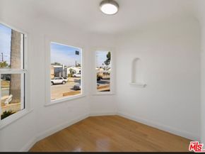 552 W 99th Street, Los Angeles CA 90044