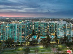 13700 Marina Pointe Drive 1423, Marina Del Rey CA 90292