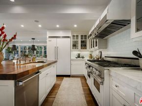 2004 La Brea Terrace, Los Angeles CA 90046